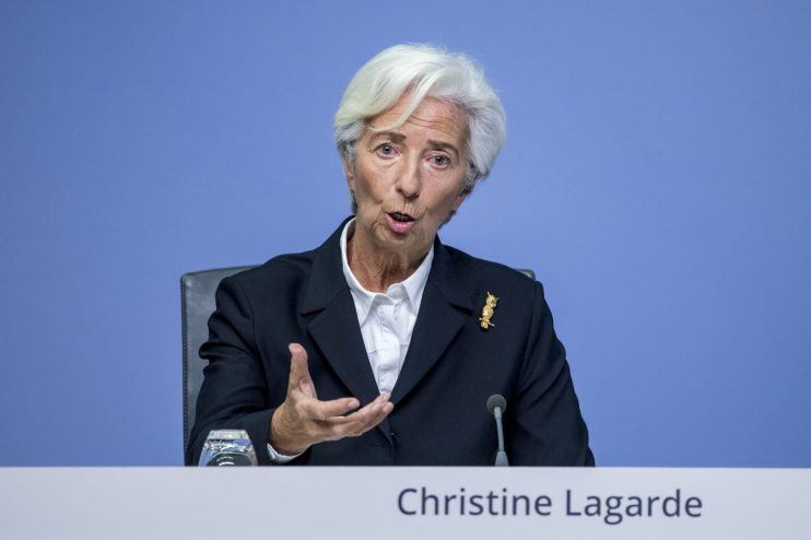 ECB ramps up bond-buying programme by &euro;500bn