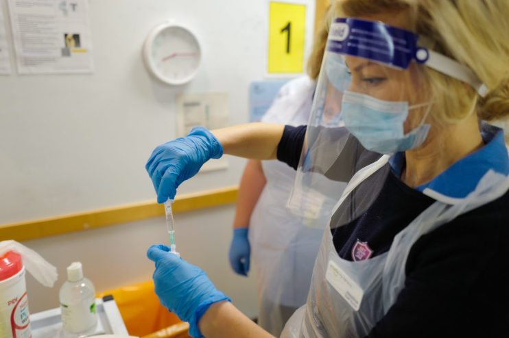 NHS England Starts Covid-19 Vaccination Campaign                                        "n
