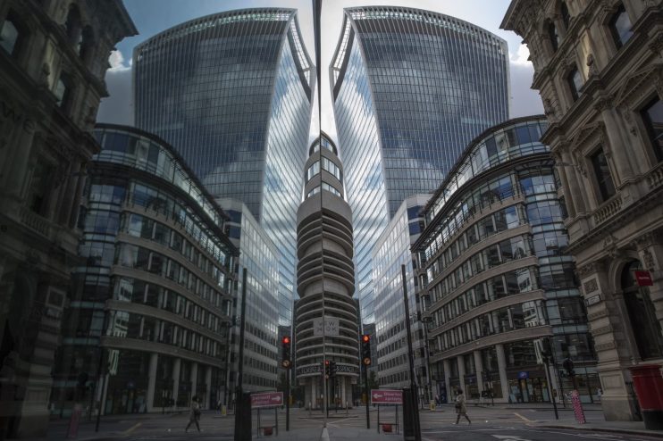 UK Government Urges Employees To Return To The Workplace