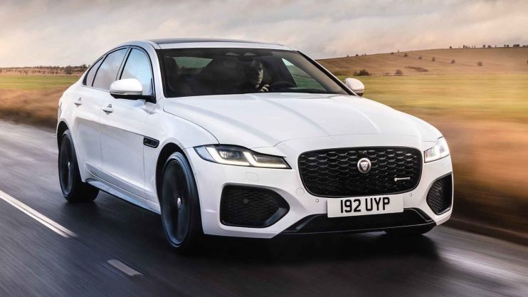 Jaguar XF P300