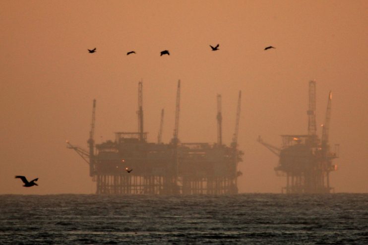 OIL-PRICES-CHINA-COVID