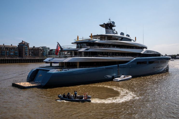 SUPER-RICH-LONDON