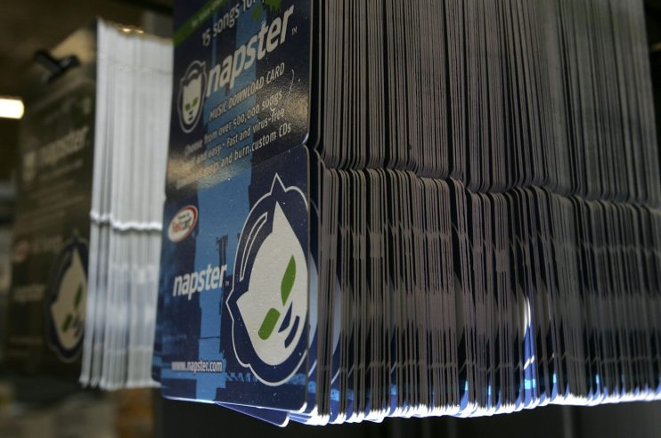 Holiday Gift Cards Rise In Popularity
