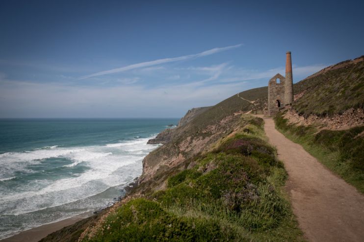 A Canadian mining firm aiming to restore Cornwall's fortunes as a mining hotspot has beaten expectations with a &pound;8m raise this morning.