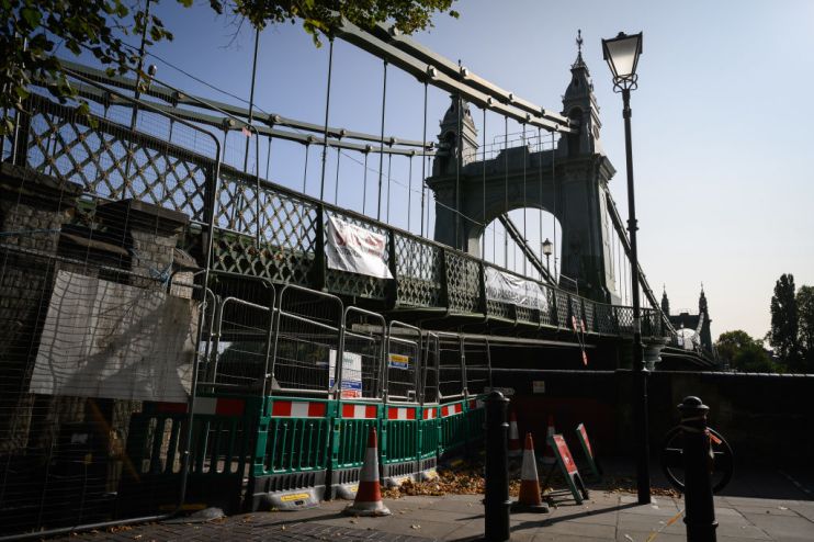 London's Bridges Are Falling Down