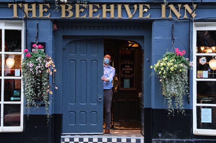 restaurants are still struggling despite busy terraces