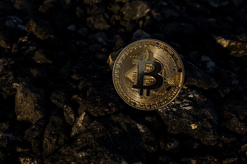 Bitcoin mining - image by WorldSpectrum from Pixabay