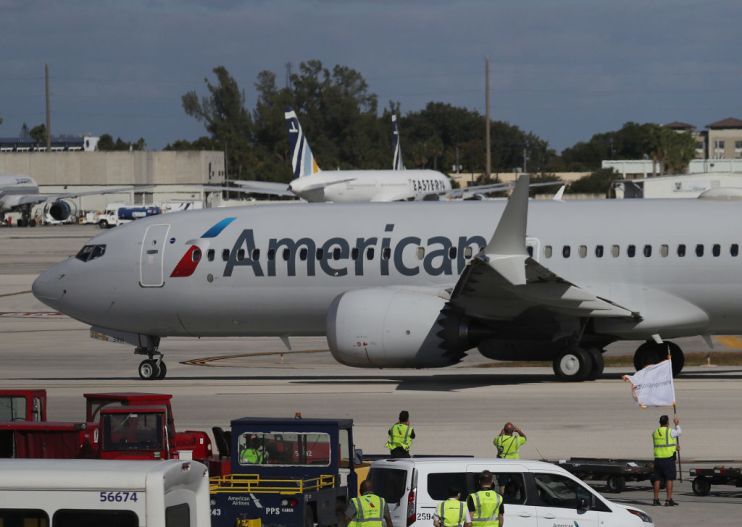 Boeing booked more quarterly orders than rival planemaker Airbus for the first time in over two years, new statistics released today show.