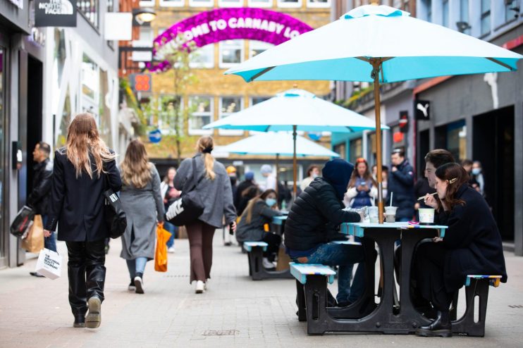 CARNABY-SHAFTESBURY-WEST-END-REVIVAL
