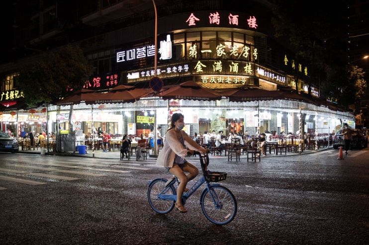 Wuhan's Catering Trade Shows Recovery After Coronavirus Outbreak