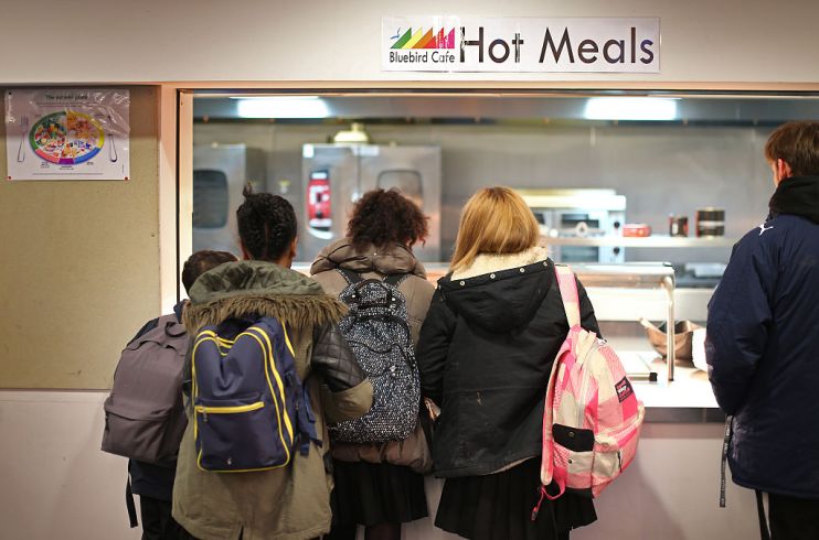 Compass has unveiled a jump in revenues for the year as the catering giant was bolstered by food inflation and demand.&nbsp;
