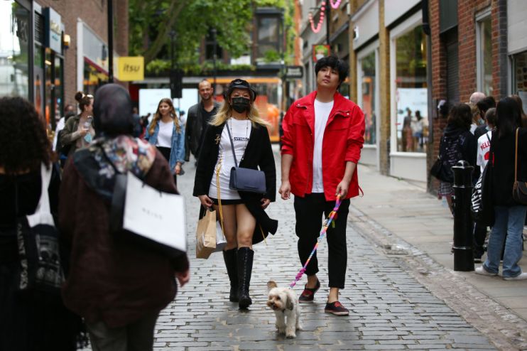 RETAIL-SHOPPING-RECOVERY-HIGH-STREET