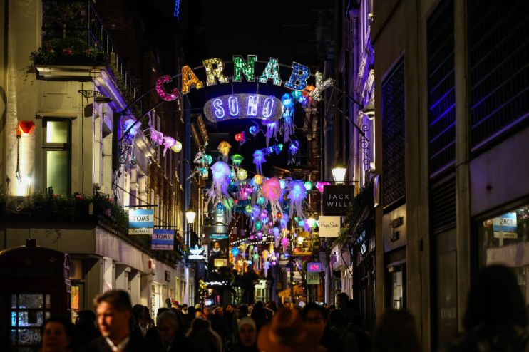 Hospitality bosses in the capital have welcomed a change in international travel rules as London looks to restore its tourism economy. (Photo by Hollie Adams/Getty Images)