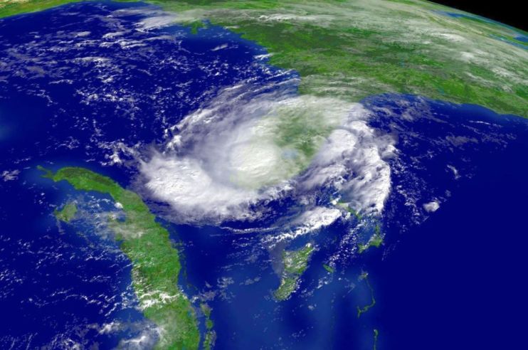 Ernesto Tracks Over South Florida