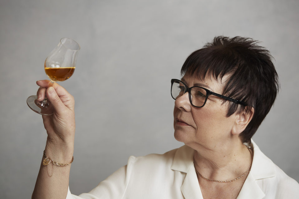 Master whisky distiller Maureen Robinson