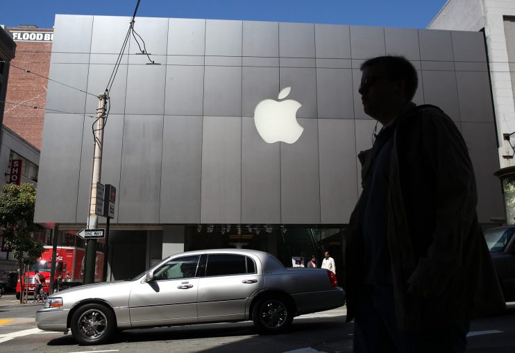 Legal and General Investment Management (LGIM) has announced it plans to vote against Apple's use of AI at its upcoming annual meeting.