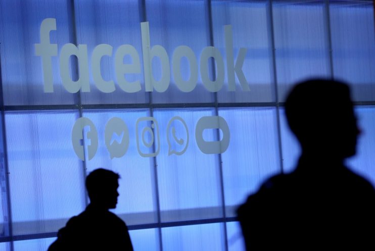 Meta&nbsp;Platforms&nbsp;beat expectations for third-quarter profit and revenue on Wednesday, helped by&nbsp;its ongoing austerity&nbsp;drive and a recovery in digital advertising&nbsp;spending&nbsp;ahead of the holiday season.