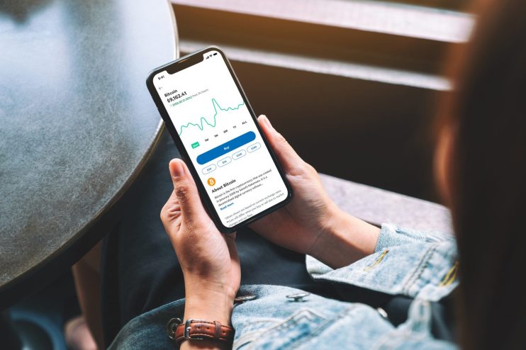PayPal will offer crypto currency services to its UK customers