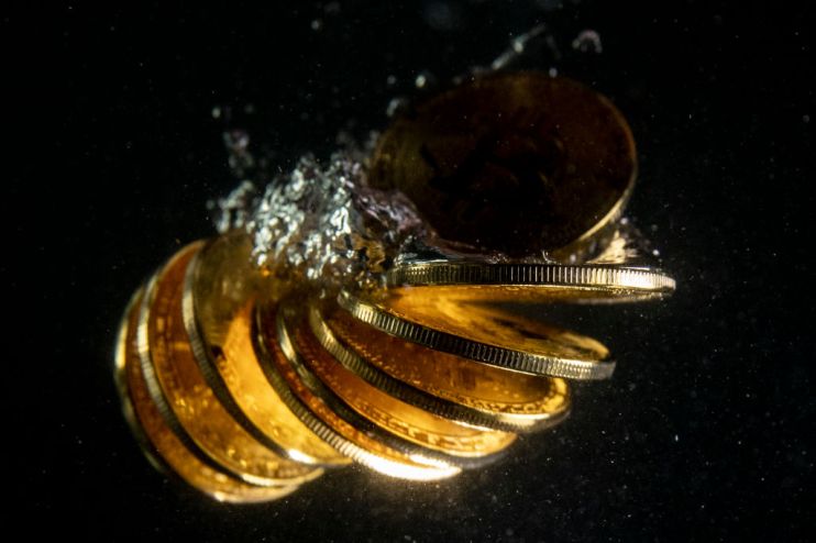 Cryptocurrencies sink