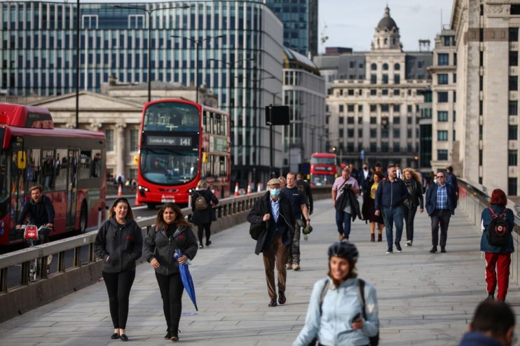 Shoppers, commuters and workers in central London