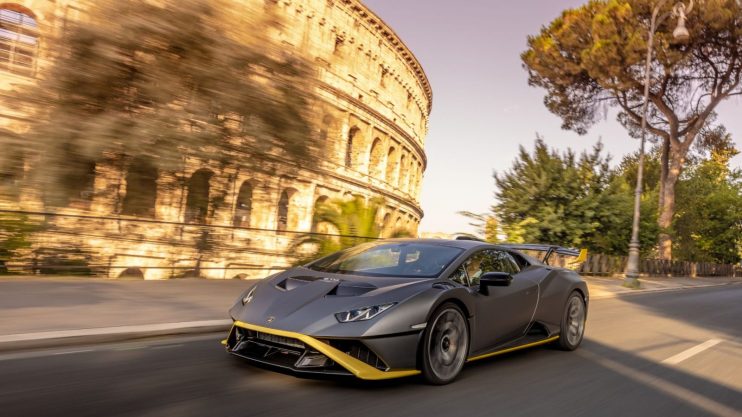Lamborghini Huracan STO