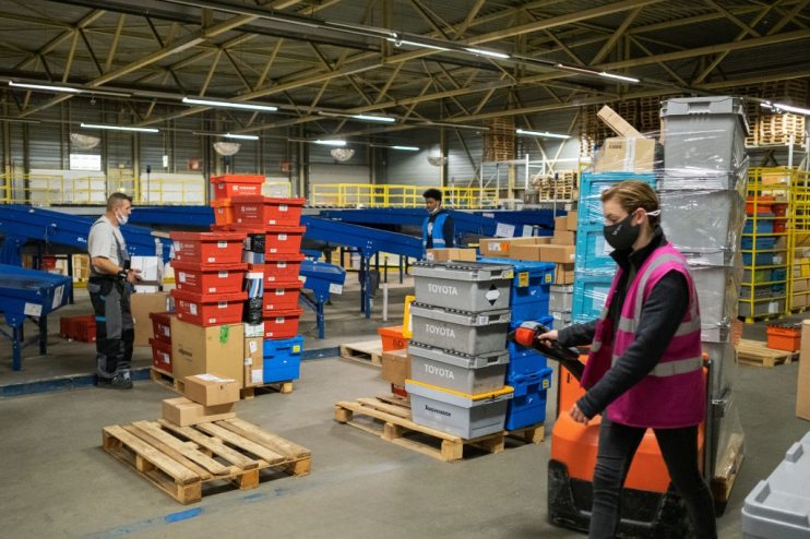 Starting salaries are now rising at record levels according to new REC data
