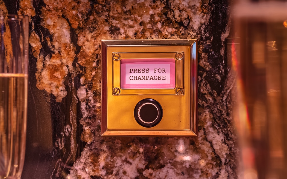 Bob Bob Ricard City's Press for Champagne button