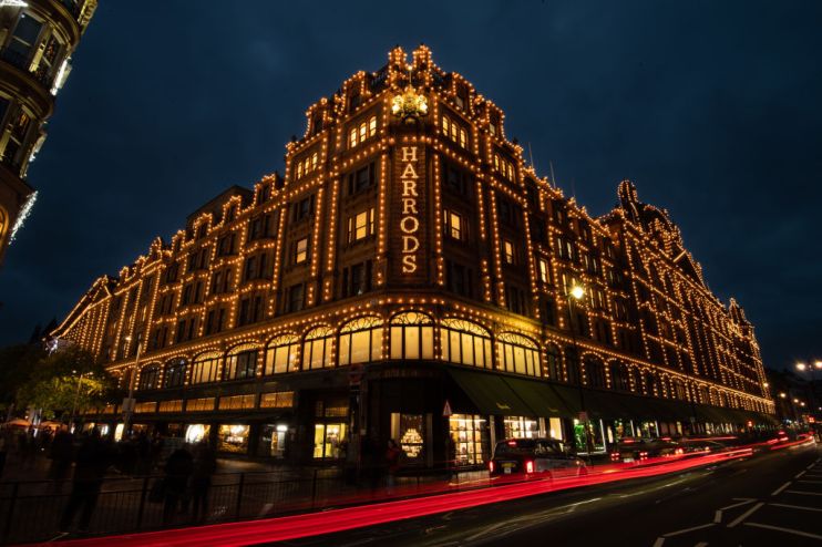 London Prepares For The Festive Season