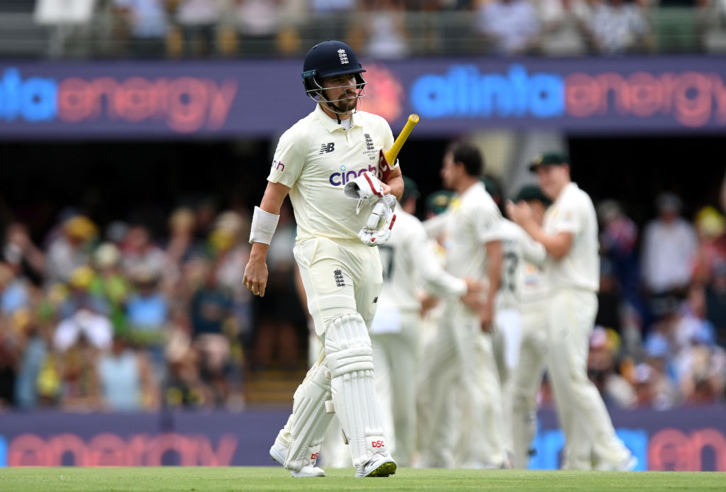 England's Ashes hopes took a day 1 hit as the Aussies ripped through the batting order.