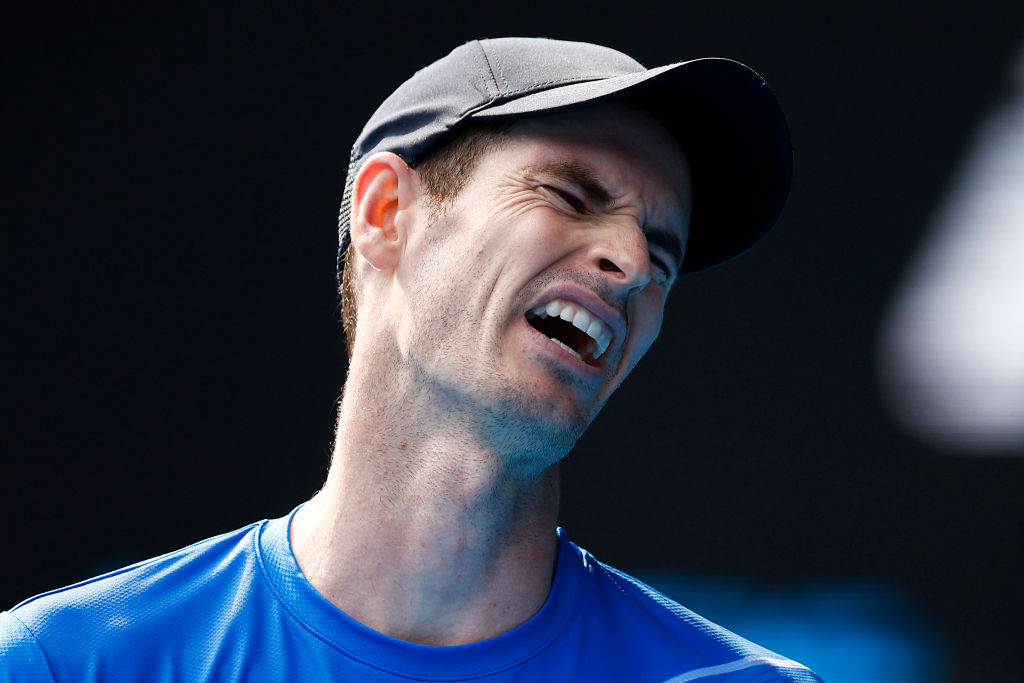 British No5 Andy Murray has lost in the opening round of Tennis' Melbourne Summer Series.