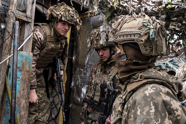 Talks To Defuse Russia-Ukraine Tensions Resolve Little