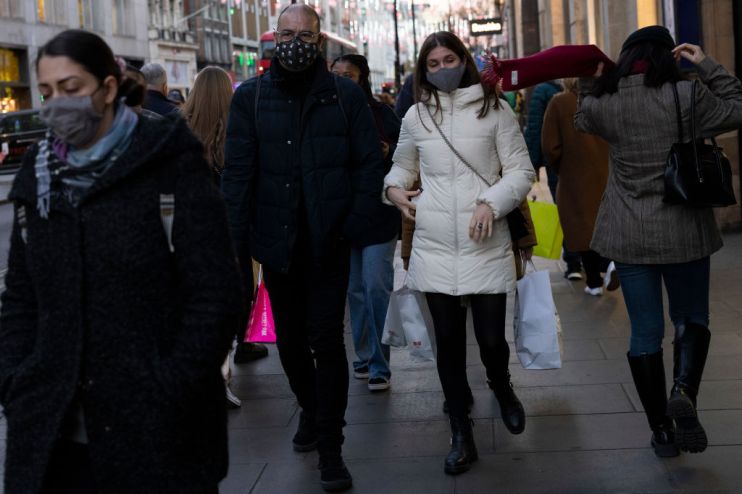 England Advised To Use Rapid Covid-19 Tests Before Visiting High-Risk Spaces