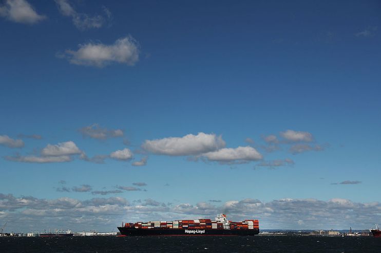 Global Economic Downtown Impacts Shipping Industry