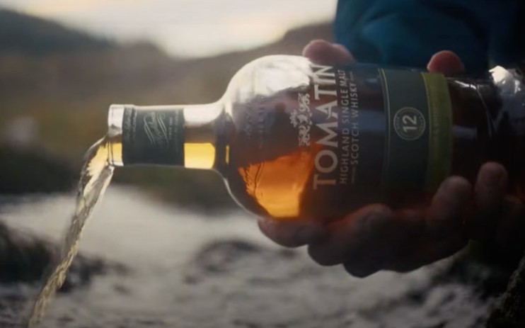 The owner of The Scotch Malt Whisky Society (SMWS)&nbsp;has issued a profit warning as it is hit by slow demand in China.