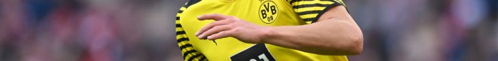 FC Bayern M&uuml;nchen v Borussia Dortmund - Bundesliga