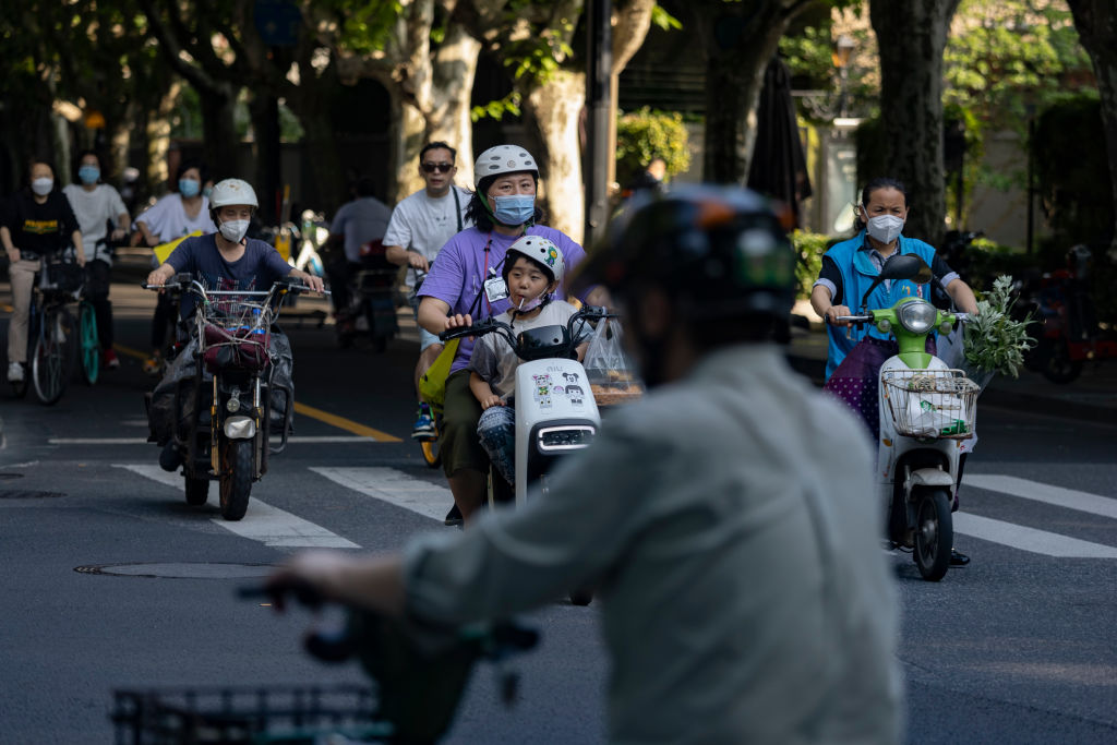 Shanghai Eases Some Control Measures As Outbreaks Ebb