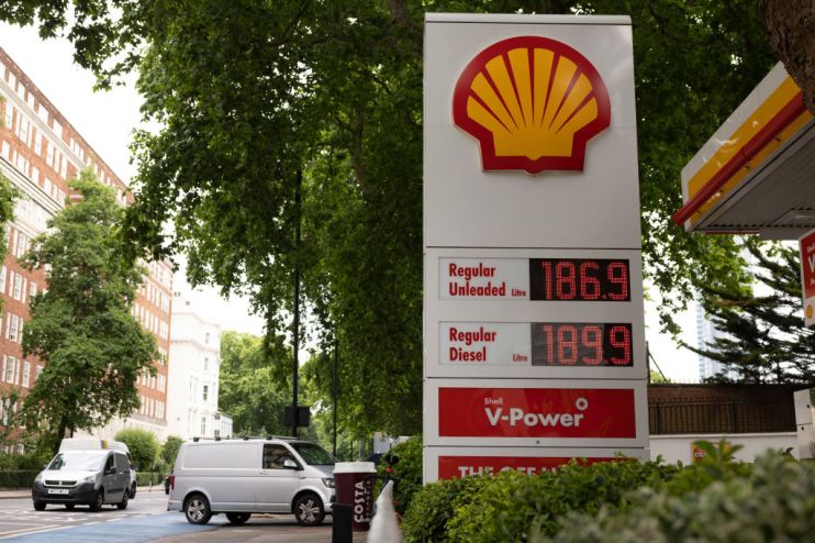 Fuel retailers face fines if they fail to be more transparent on pricing, Energy Secretary Claire Coutinho has announced.