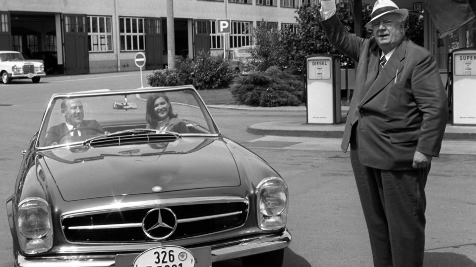 Sir Stirling Moss Mercedes-Benz SL