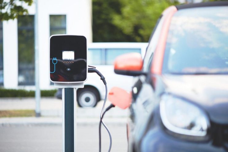 The Government and industry pledged &pound;20m for the roll out of 1,000 EV chargers