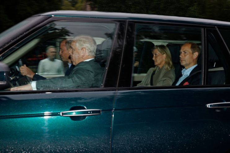 Queen Elizabeth Under 'Medical Supervision'