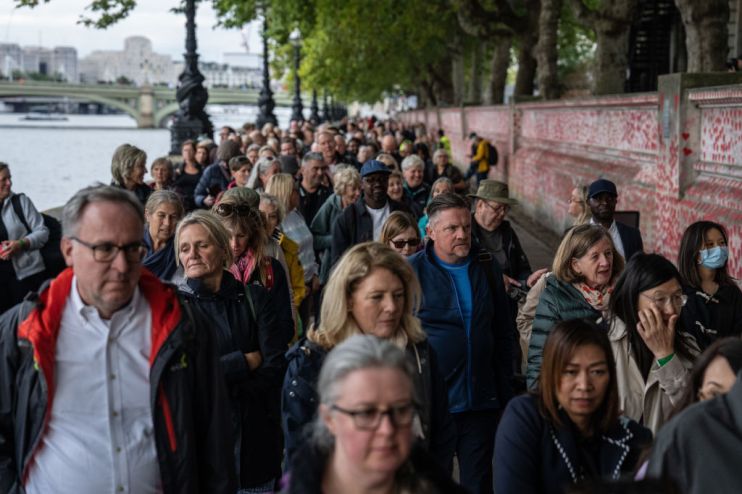 Thousands of mourners are expected to miss Queen Elizabeth II's funeral due to ongoing rail disruption at Paddington station.&nbsp;