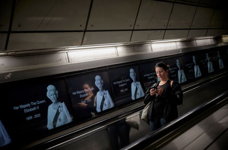 Most tube lines will remain open &ndash; in their entirety or partially &ndash; for an extra hour on Monday night as hundreds of thousands are expected to attend the Queen&rsquo;s funeral.