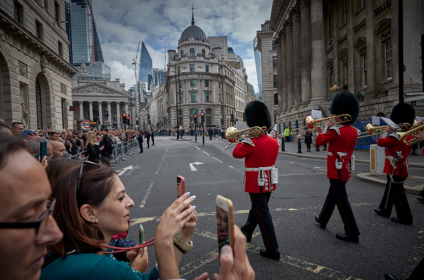 The Nation Mourns The Death Of Queen Elizabeth II - Saturday