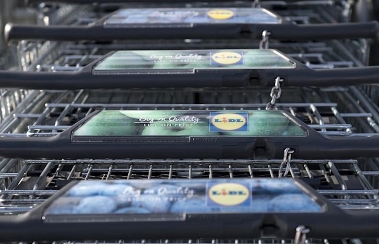 Trollies outside a branch of Lidl (Photo credit should read JUSTIN TALLIS/AFP/Getty Images)
