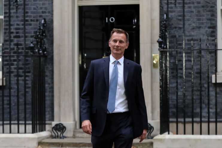Liz Truss appoints Jeremy Hunt as chancellor after sacking Kwasi Kwarteng