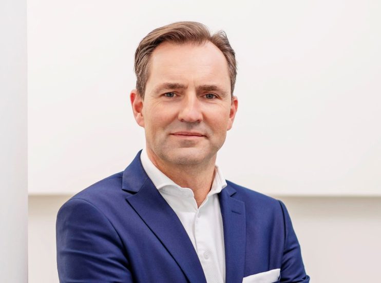 Volkswagen&rsquo;s new chief executive Thomas Schafer has made a u-turn in the company&rsquo;s strategy, focusing on reducing &ldquo;the portfolio of models&rdquo; as well as introducing &ldquo;proper vehicles.&rdquo;