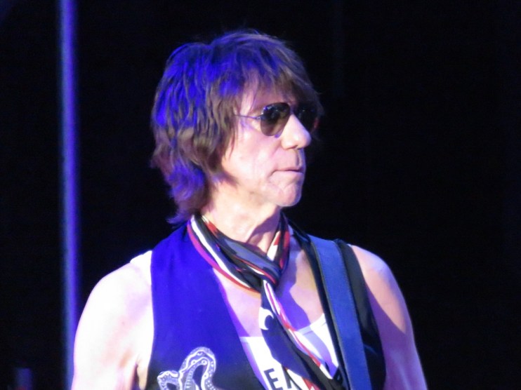 Jeff Beck (Wikipedia/Author Egghead06/Attribution-ShareAlike 4.0 International (CC BY-SA 4.0))