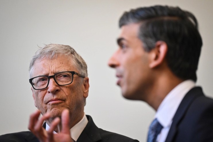 Prime minister Rishi Sunak and billionaire philanthropist Bill Gates during a meeting at Imperial College London, with the pair expected to discuss innovation, green technologies and life sciences. Picture date: Wednesday February 15, 2023.