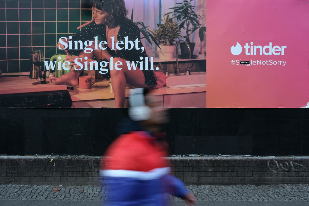 Tinder Advertisement