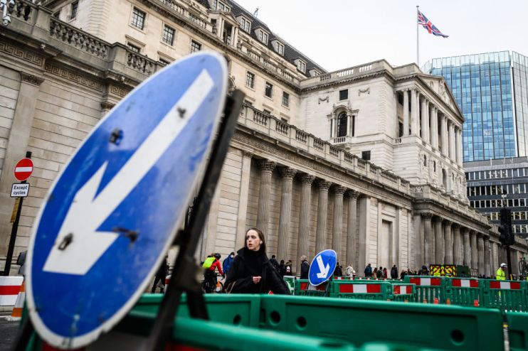 IMF Reports The UK Economy Expected To Shrink By 0.6% In 2023